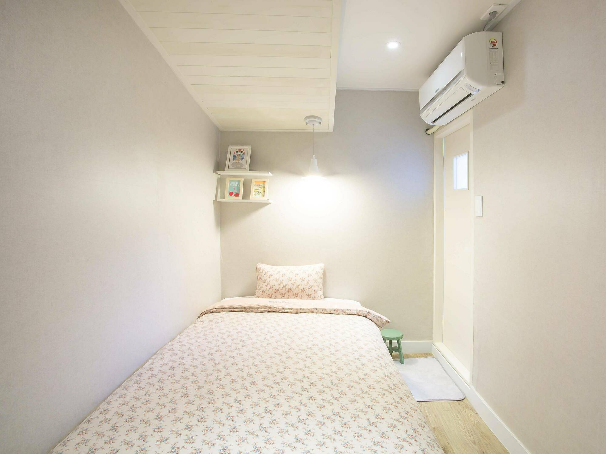 Hostel Vanilla 1 Dongdaemun Seoul Exteriör bild