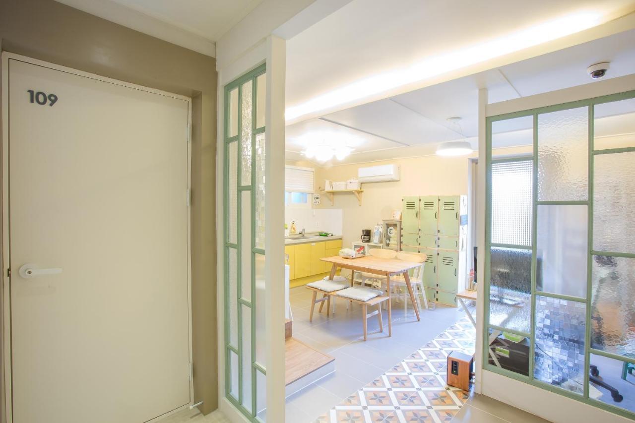 Hostel Vanilla 1 Dongdaemun Seoul Exteriör bild